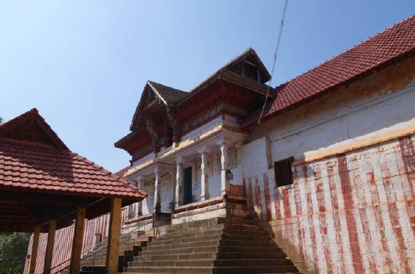 Entrance of Sri Adikeshava Perumal temple, Thiruvattar